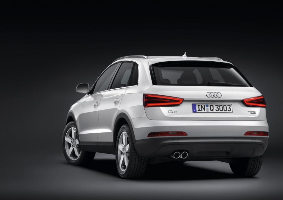 Audi Q3 2.0 TFSI Quattro (8U) 2011 года  (WW) (фото 13 из 38)